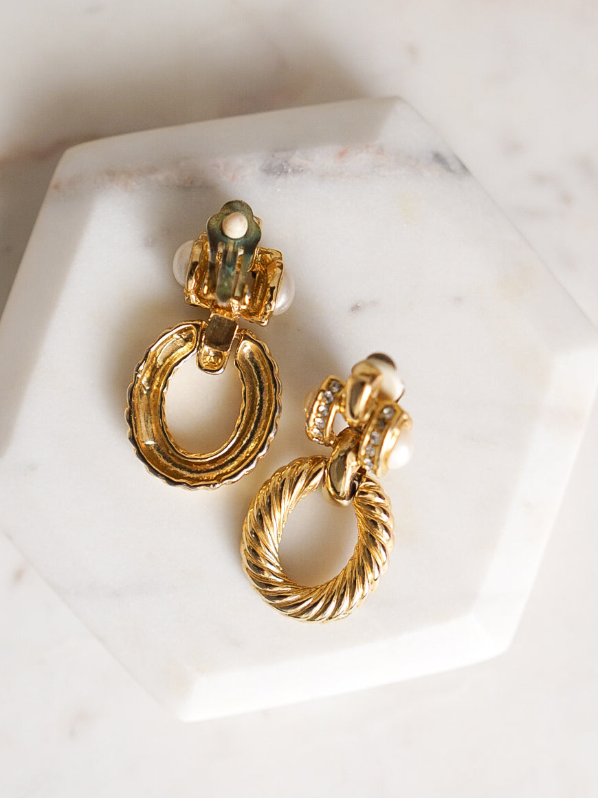 1990s Doorknocker Gold Rope Twist Pearl Rhinestone Clip-On Earrings