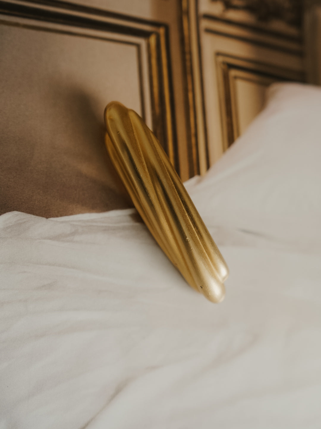 Vintage 1980s Matte Gold Baguette Brooch