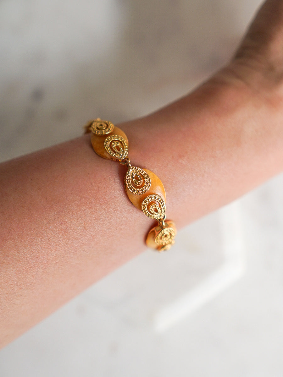vintage gold and amber chain link bracelet