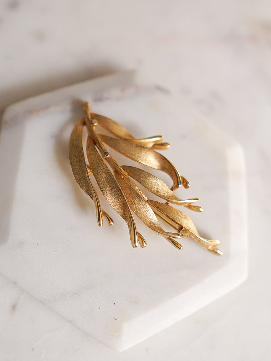 Lisner Gold Leaf Brooch