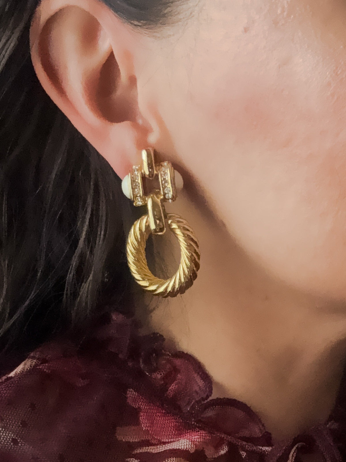 1990s Doorknocker Gold Rope Twist Pearl Rhinestone Clip-On Earrings