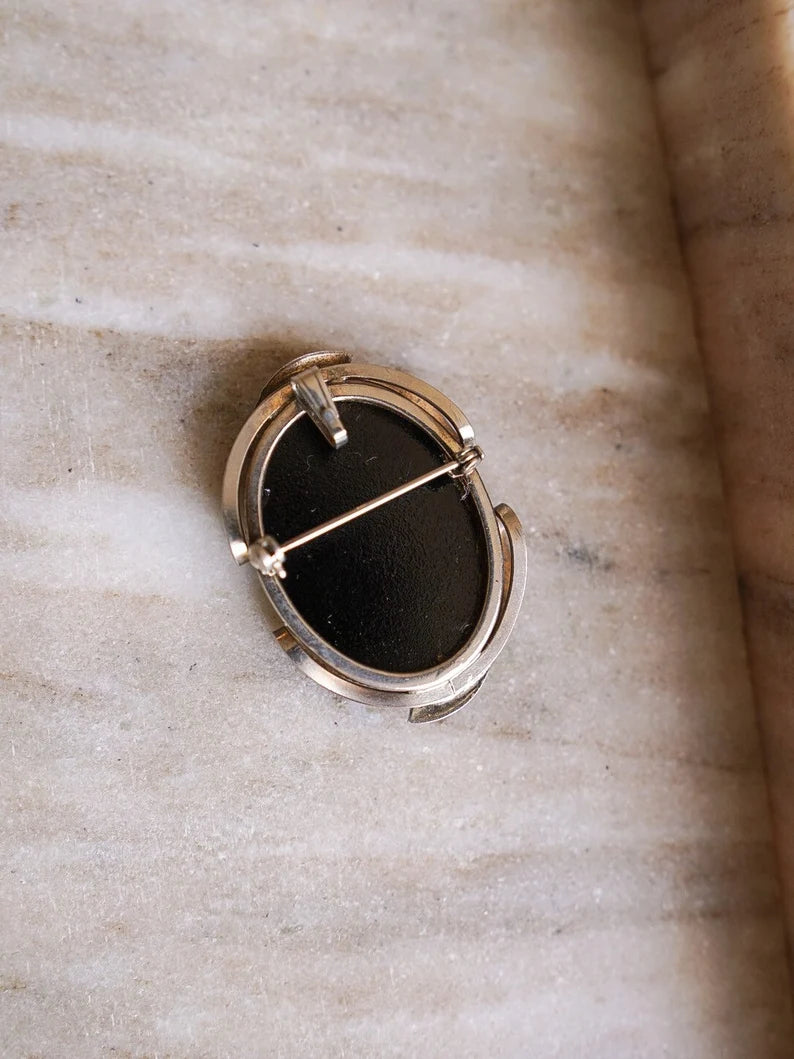 1960s Black Cameo Intaglio Glass Brooch