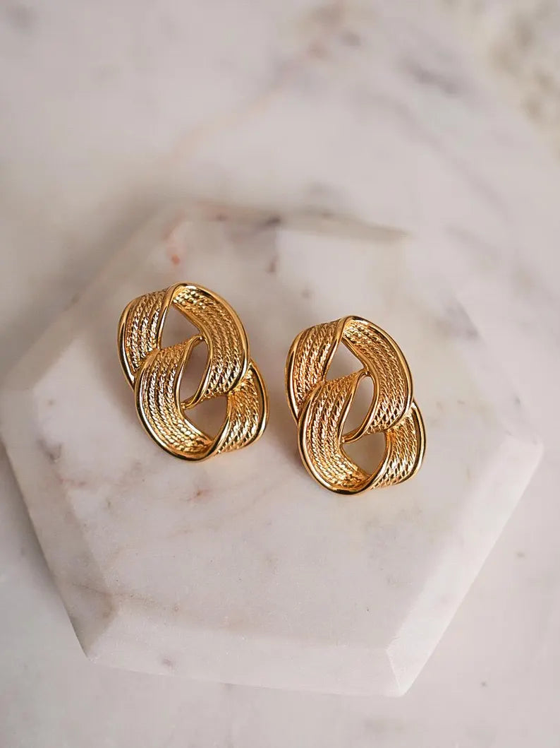 NAPIER Gold Textured Chain-Link Stud Earrings